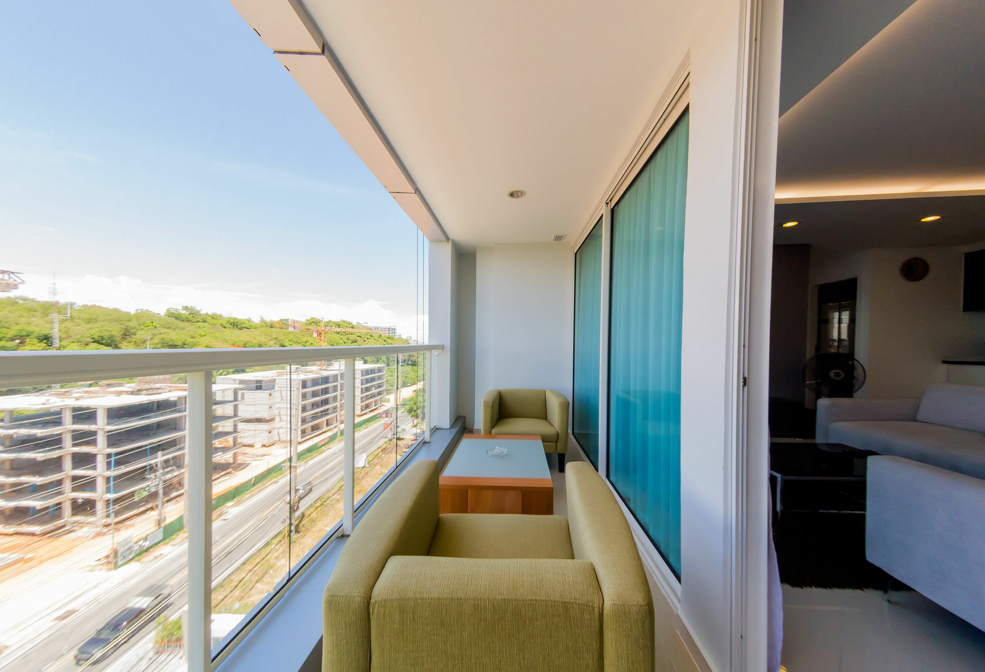 Vision Pratumnak By Pattaya Sunny Rentals Екстериор снимка